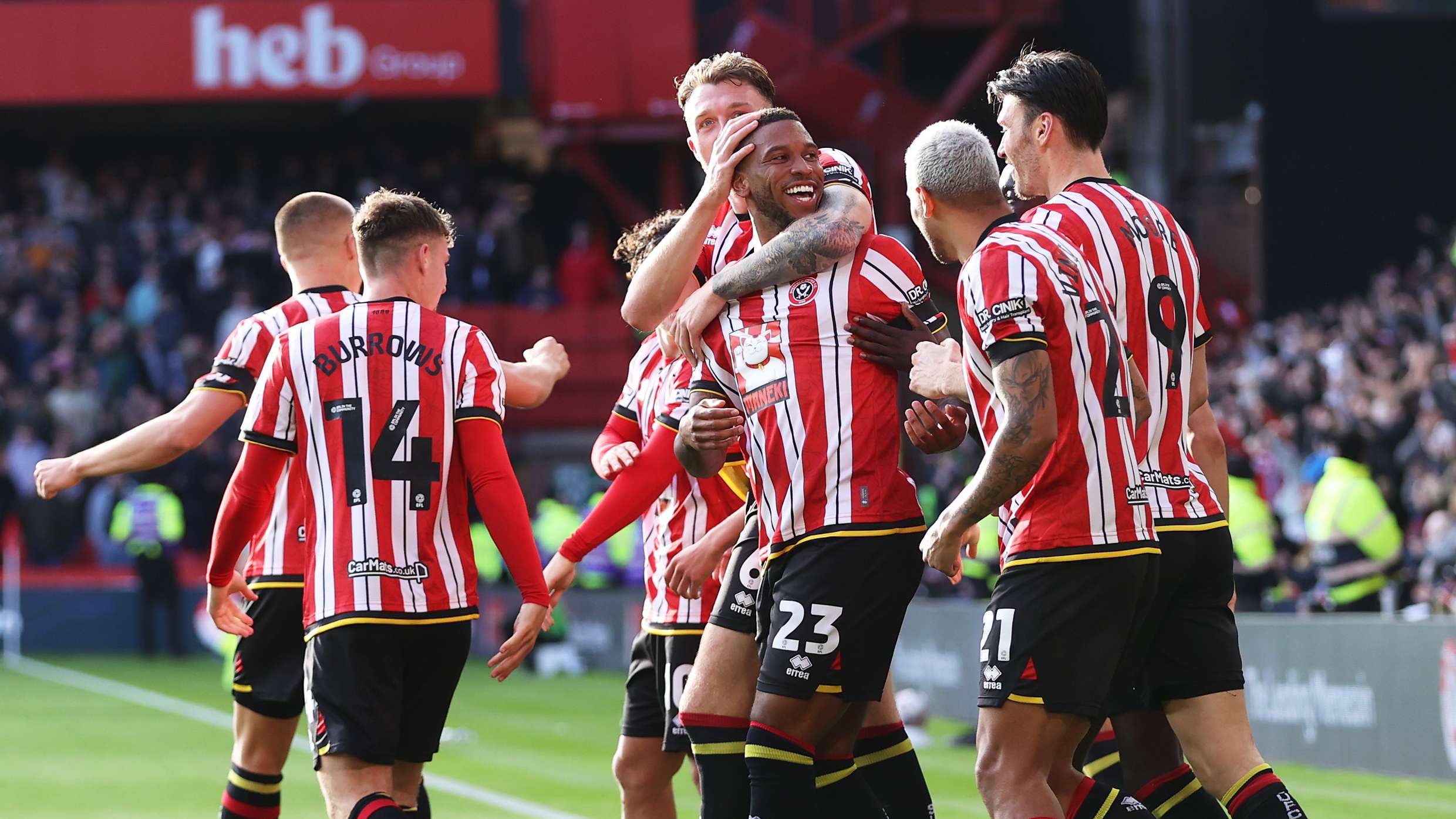 松俏皮的形 松俏皮的形